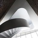 Colegio Levi Strauss / TANK Architectes - Image 1 of 4