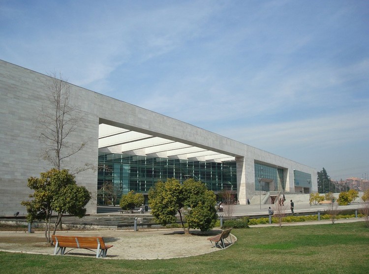 Municipalidad de Vitacura / Iglesis Prat Arquitectos - Más Imágenes