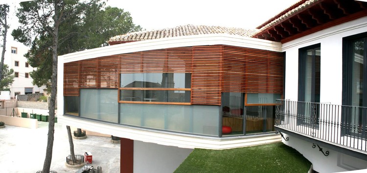 SEU Universitaria y Plaza / Crystalzoo - Más Imágenes