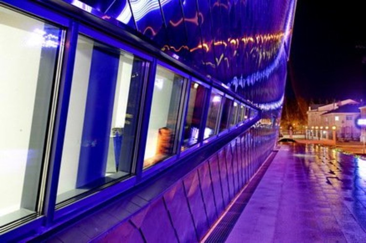 Edificio del Club de Ajedrez / Erick van Egeraat - Más Imágenes