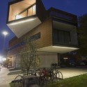 East 11th Street Building / Bercy Chen Studio - Image 2 of 4
