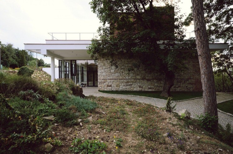 Pabellón Germplasm / Vlad Sebastian Rusu - Más Imágenes