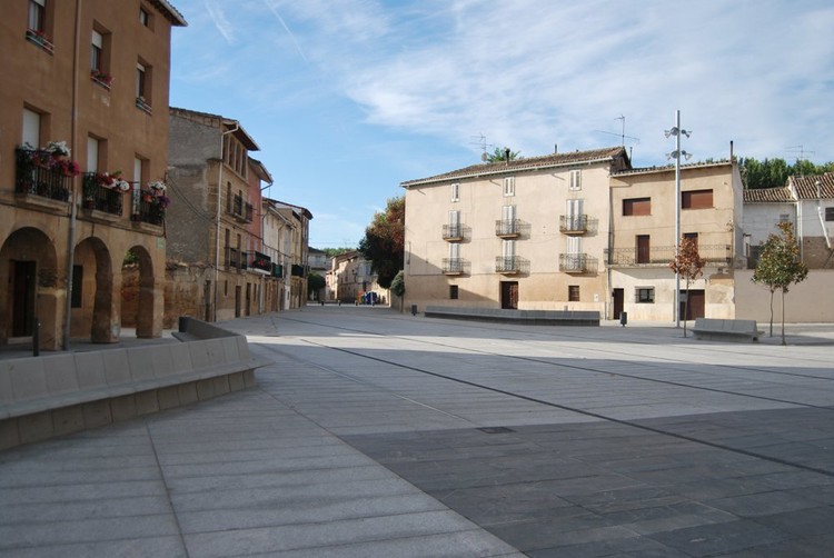 Plaza de la Constitución de Anguciana - La Rioja / Alfaro Hurtado Arquitectos S.C.P.  - Más Imágenes
