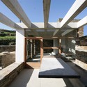 Casa en Tinos / mXarchitecture - Image 2 of 4