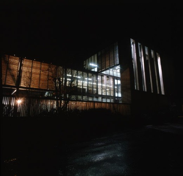 Edificio Consorcio sede Punta Arenas / +arquitectos - Más Imágenes