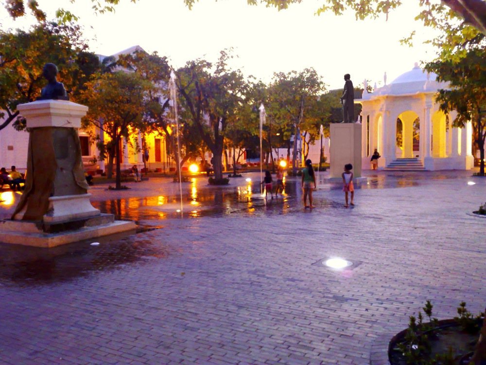 Galería de Recuperación Centro Histórico de Santa Marta / Carlos Cabal - 6