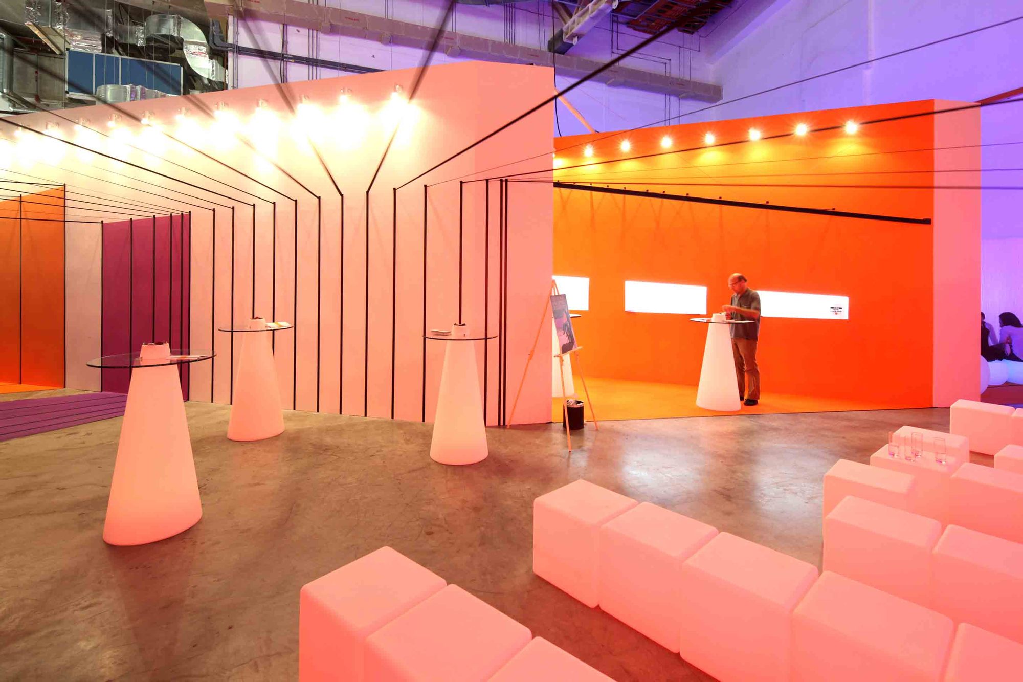 Gallery of Art Stage Singapore Installation & Exhibition / WYTO