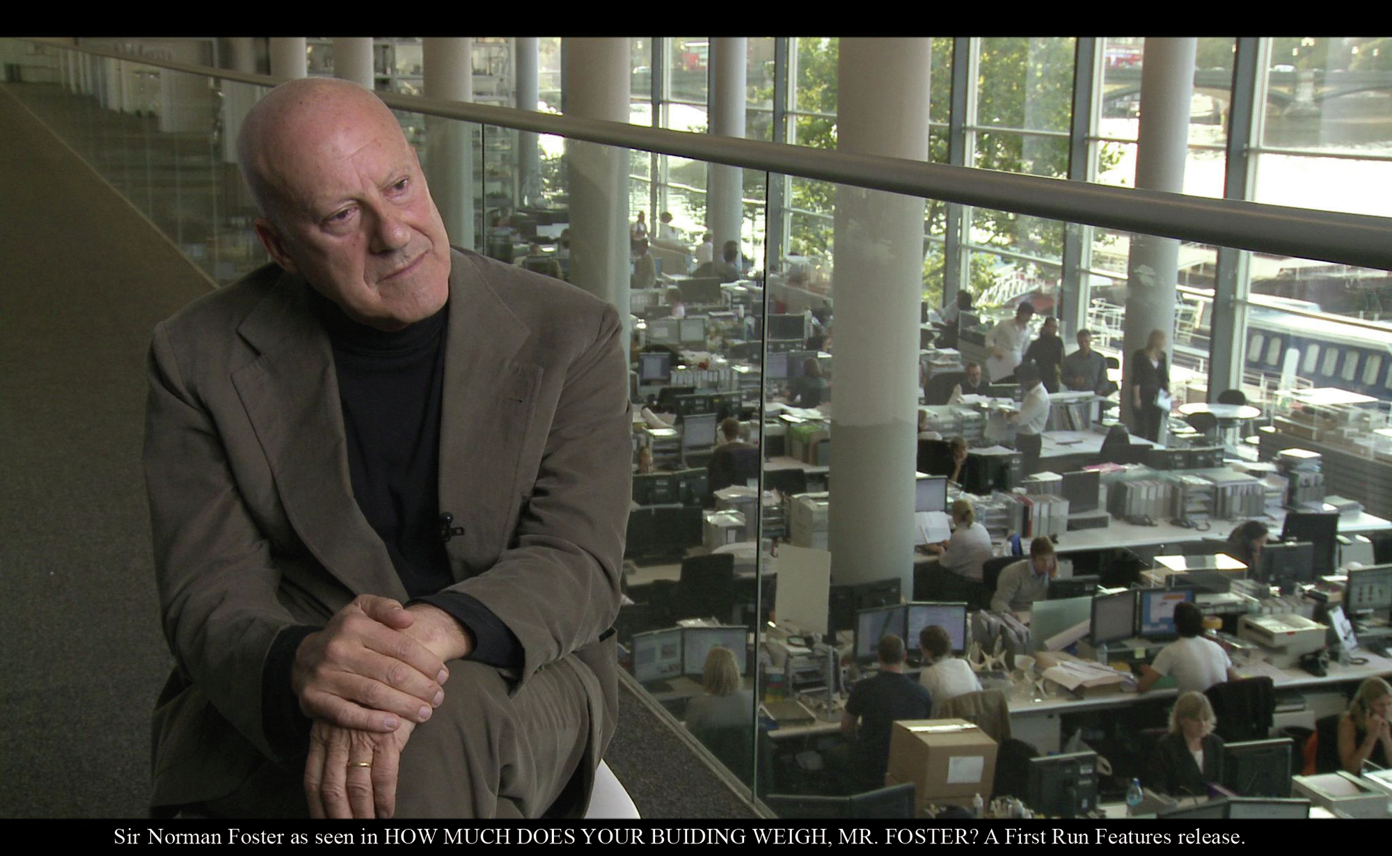 Video How Much Does Your Building Weigh, Mr. Foster ArchDaily