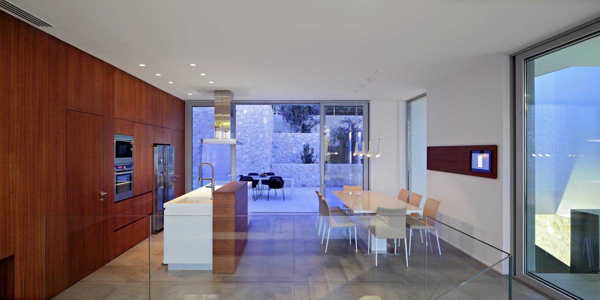 Gallery of House on Krk Island / DVA Arhitekta - 13