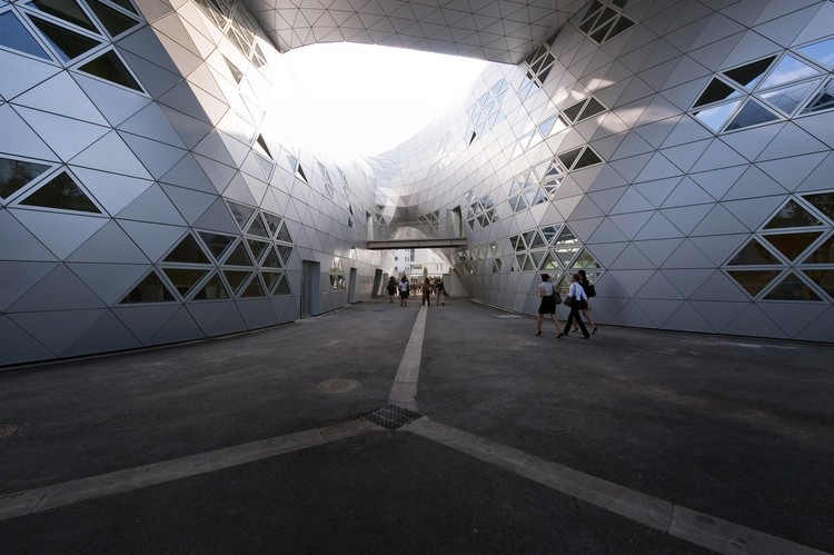 © Moreno Maggi; Georges-Freche School of Hotel Management / Massimiliano and Doriana Fuksas