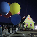 Balloon House Takes Flight - Image 6 of 4