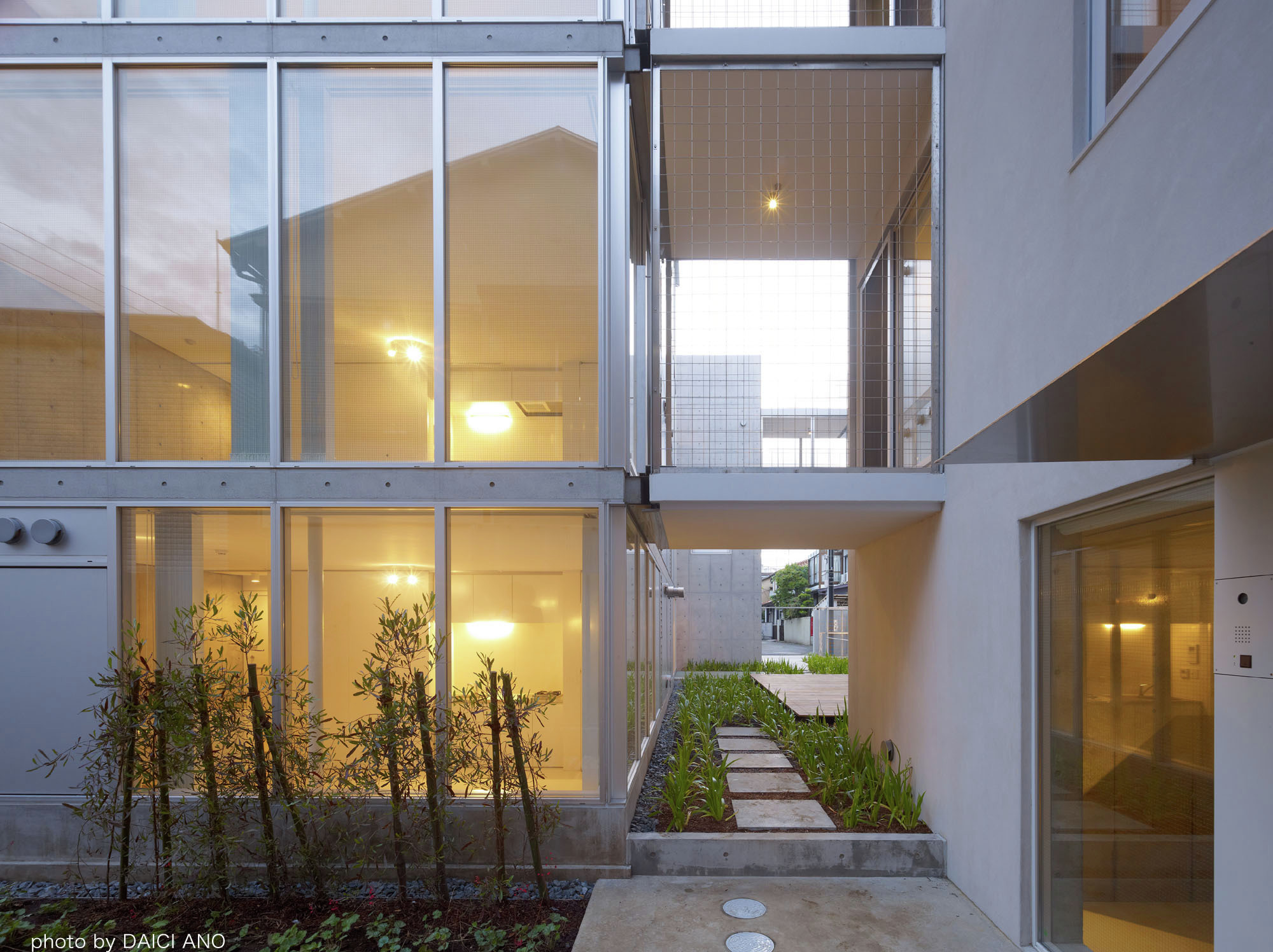 Gallery of Yutenji Apartments / architecture 7