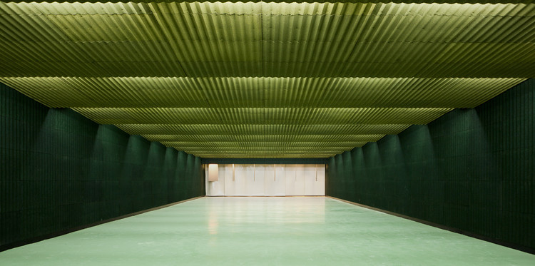 Comisaría Lugo / Mestura Arquitectes - More Images