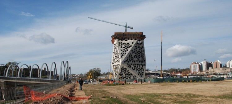 In Progress: Bicentennial Civic Center / Lucio Morini + GGMPU - More Images