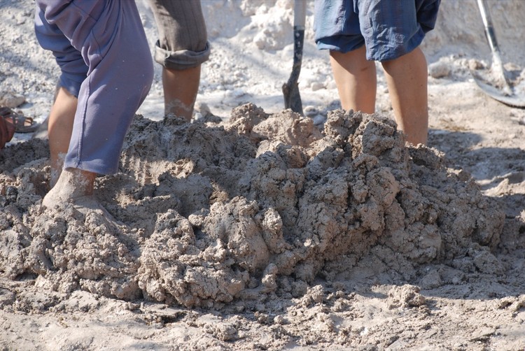 Adobe for Women / blaanc borderless architecture and CaeiroCapurso - More Images