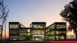 Edificio D.R.A.M / Prado Arquitectos