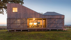 Casa Zilvar / ASGK Design