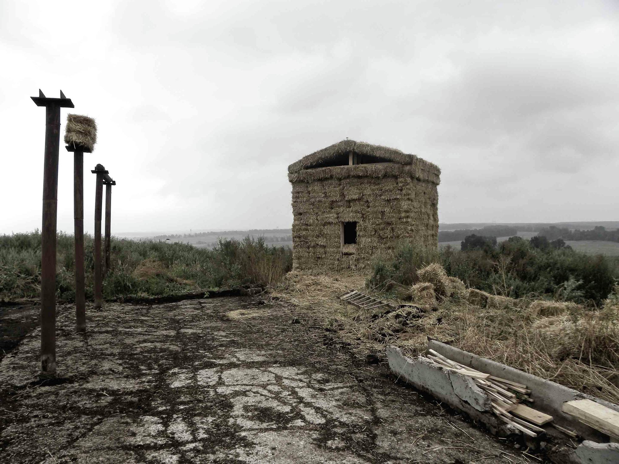 Gallery of Temple in Antis / AG "LesoSplaw" 9