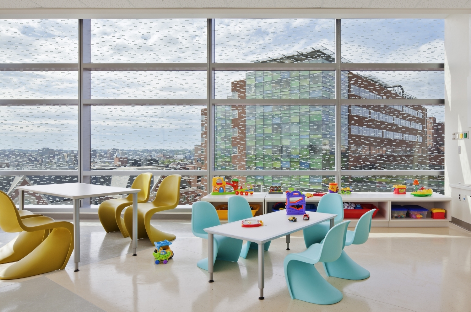 Gallery of The Johns Hopkins Hospital / Perkins+Will 7