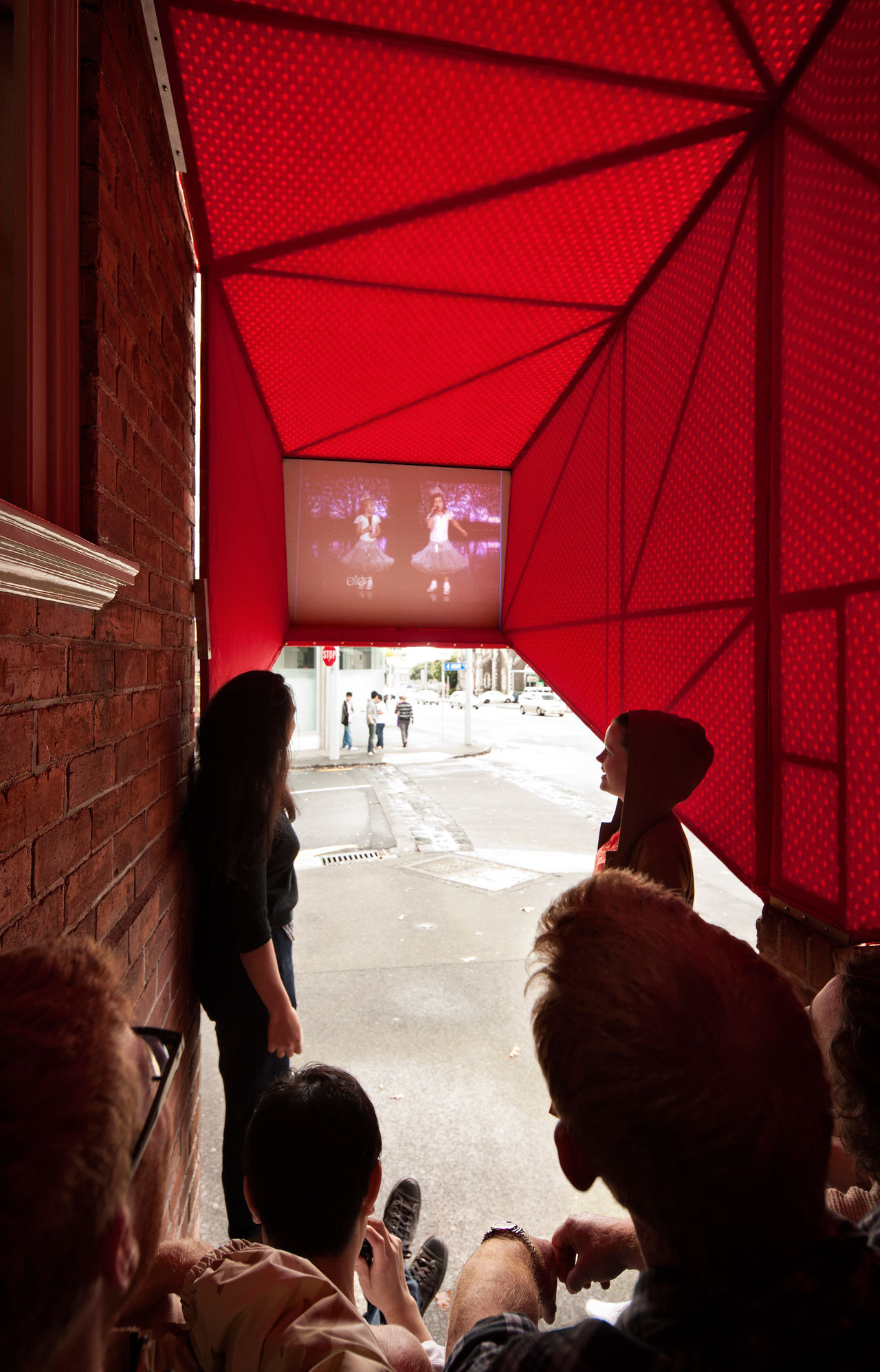 Gallery of 'Stairway Cinema' Installation / OH.NO.SUMO - 9