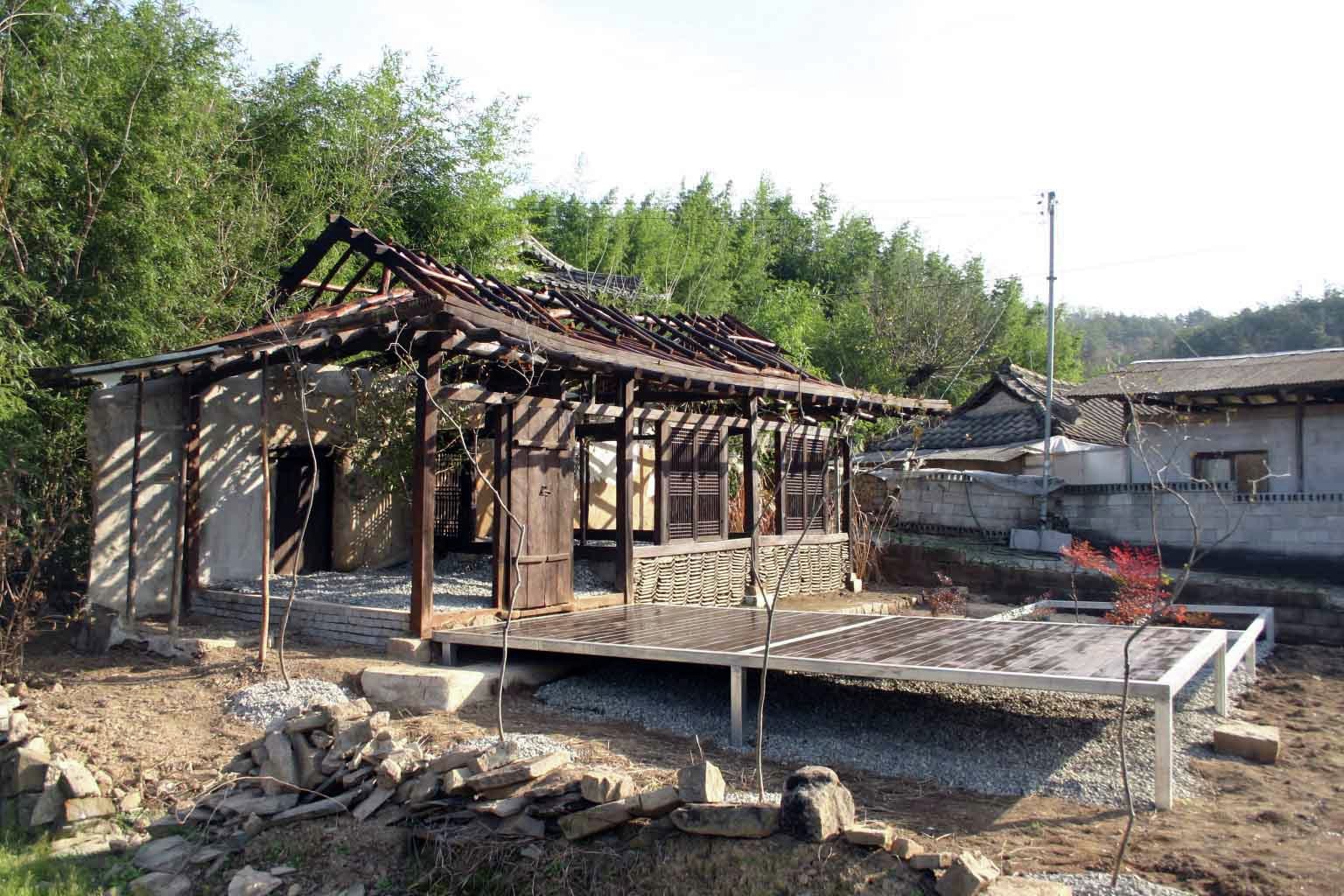 gallery-of-hanok-garden-y-design-office-16