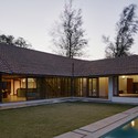 Casa em Khandala / Opolis architects - Casas