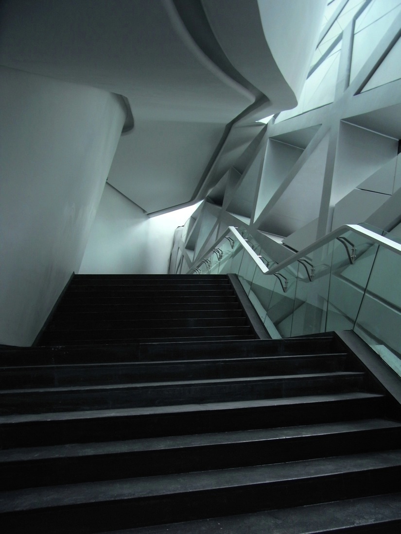 Gallery of Guangzhou Opera House / Zaha Hadid - 35
