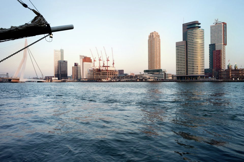Gallery of Building the Rotterdam 4
