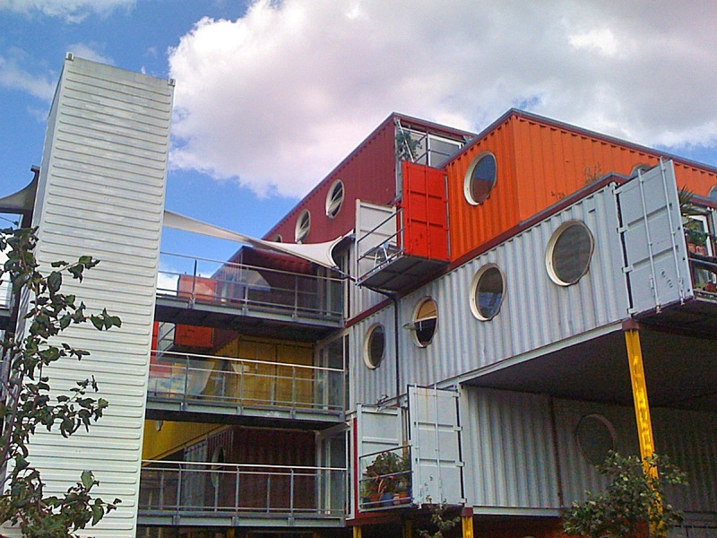 Gallery of The Pros and Cons of Cargo Container Architecture 18