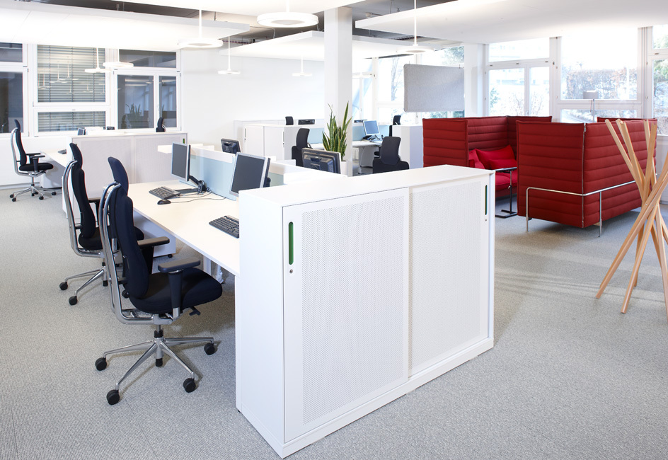 Gallery of Vitra Showroom 3