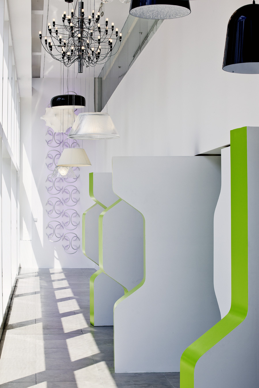 Gallery of Atrium / Studio RHE 13