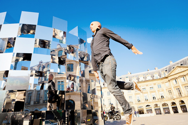 Ring Installation / Arnaud Lapierre - More Images