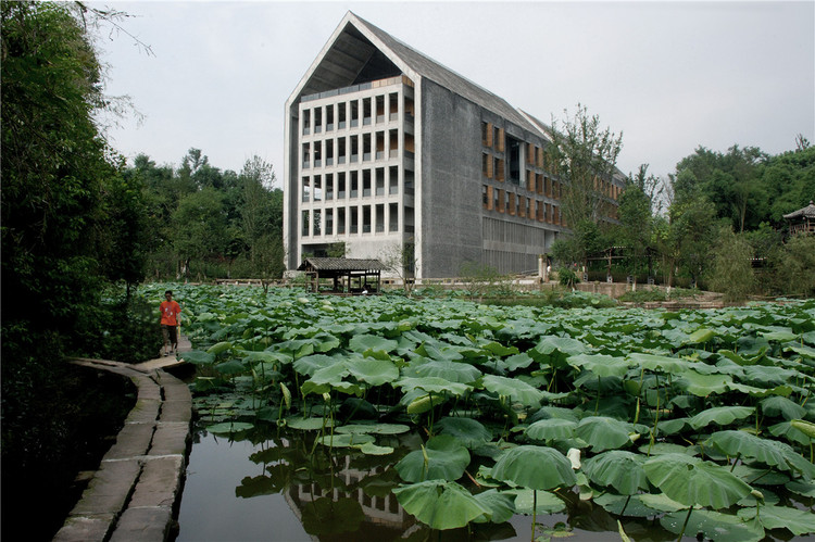 Sichuan Fine Arts Institute Library of Huxi  / Tanghua Architects & Associates - More Images