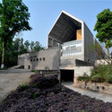 Sichuan Fine Arts Institute Library of Huxi  / Tanghua Architects & Associates - Library