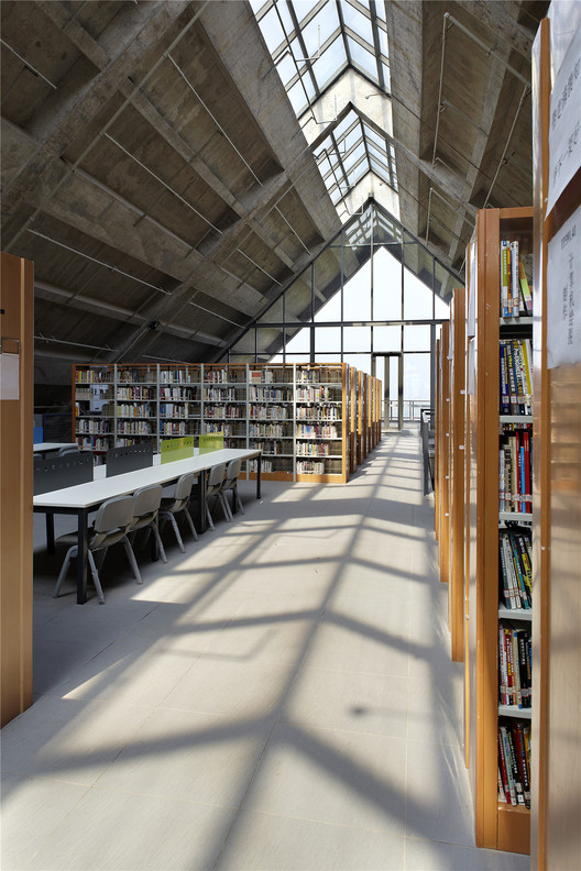 Sichuan Fine Arts Institute Library of Huxi / Tanghua Architects & Associates Sichuan Fine Arts Institute Library of Huxi / Tanghua Architects & Associates - Image 16 of 39