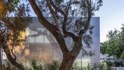 Escuela Marc Chagall / Paritzki & Liani Architects