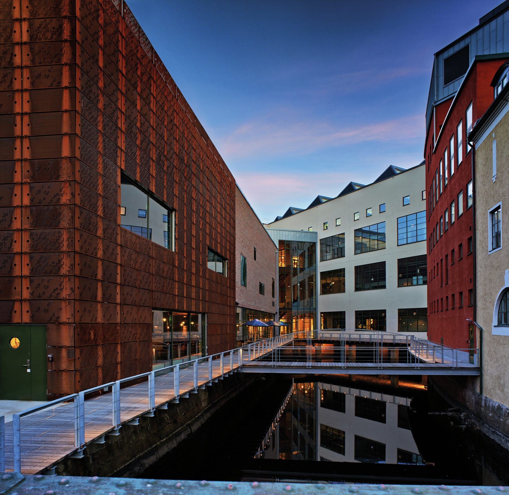 Gallery of Borås Textile Fashion Center / Thorbjörn Andersson + Sweco ...