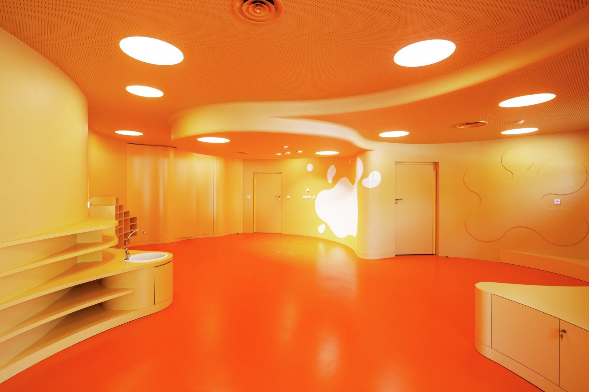 Gallery of Nursery and Primary School in SaintDenis / Paul Le Quernec 7