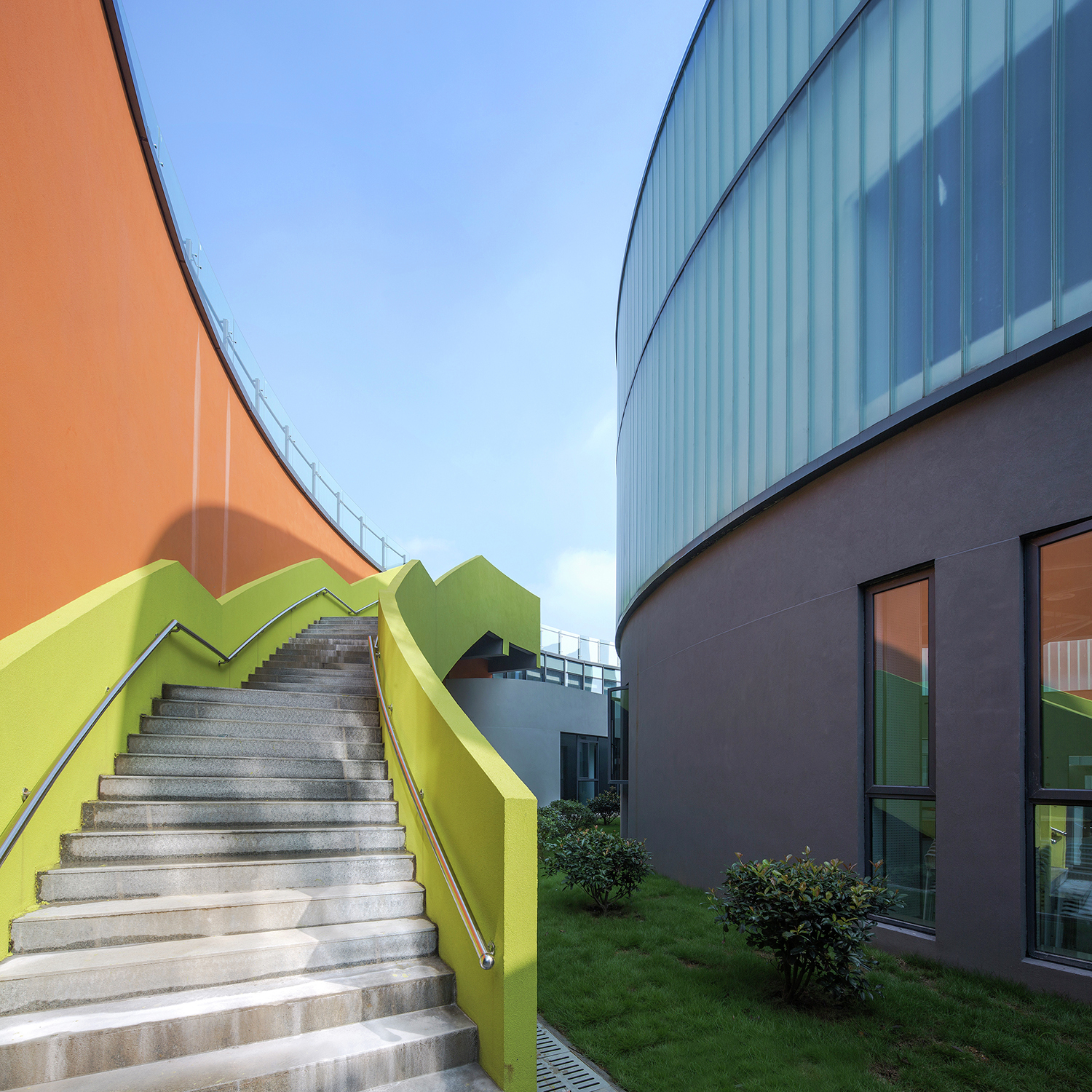 新凯河幼儿园 / DC国际建筑设计事务所 | ArchDaily