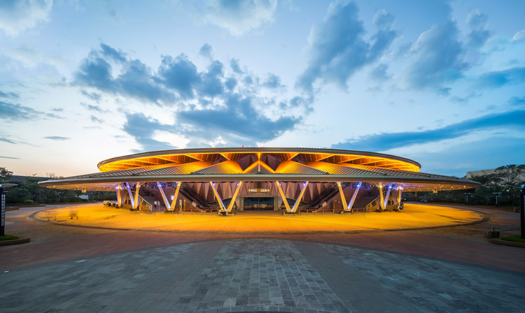 Bespoke Theatre  / Stufish Entertainment Architects - Image 3 of 19