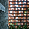 A - Chi House / G+ Architects: Ng&ocirc;i nh&agrave; hướng t&acirc;y thiết kế l&agrave;m nh&agrave; ở văn ph&ograve;ng tho&aacute;ng m&aacute;t