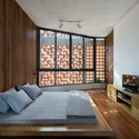 A 6 - Chi House / G+ Architects: Ng&ocirc;i nh&agrave; hướng t&acirc;y thiết kế l&agrave;m nh&agrave; ở văn ph&ograve;ng tho&aacute;ng m&aacute;t