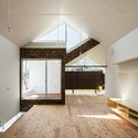 Casa en Estilóbato / y+M design office - Casas