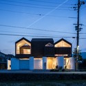 Casa en Estilóbato / y+M design office - Casas