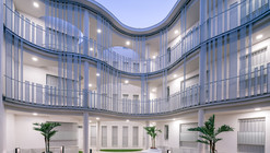 Building for 21 Houses / Roman y Canivell