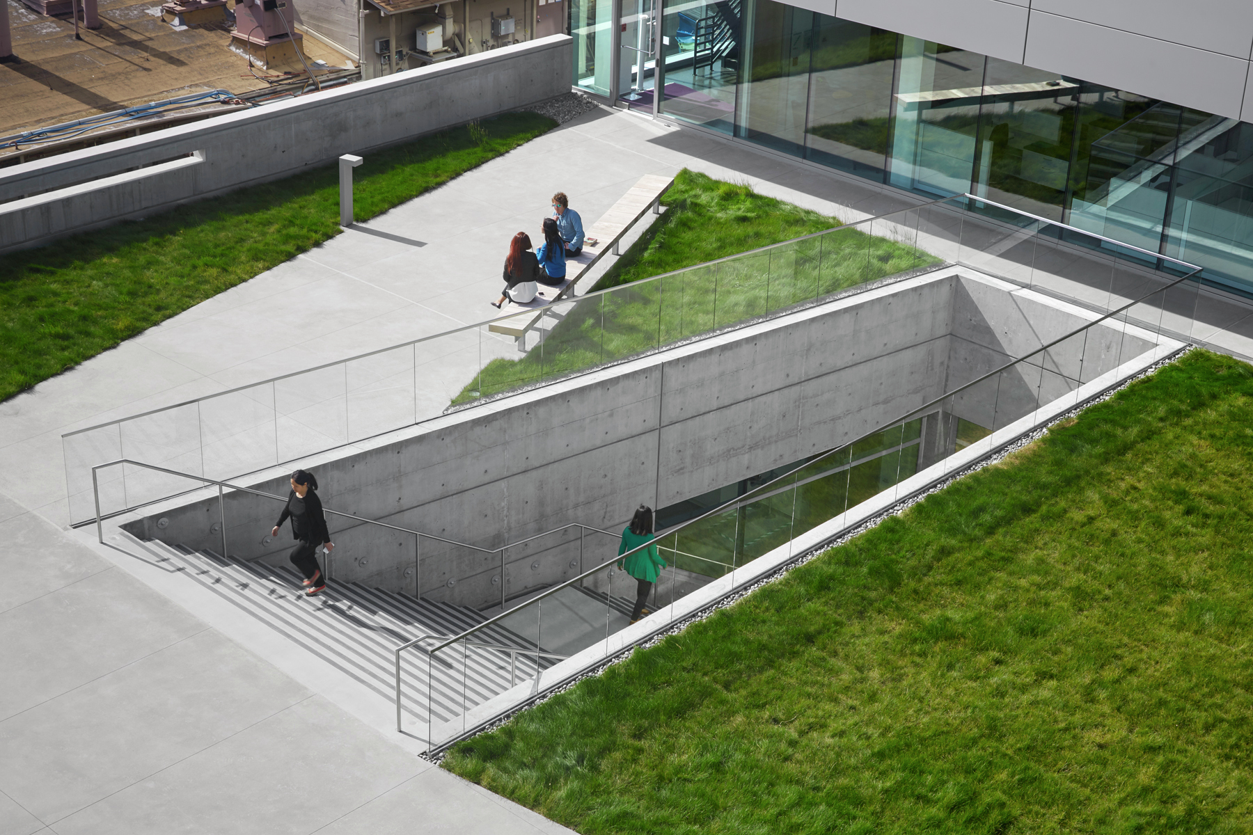 Gallery of Chu Hall - Solar Energy Research Center / SmithGroup - 5