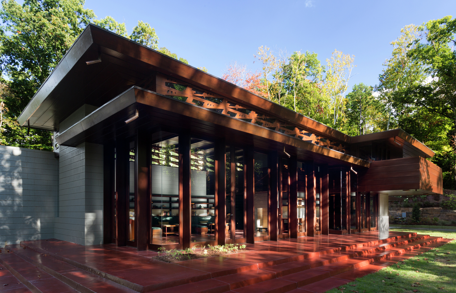 gallery of at crystal bridges museum frank lloyd wright s bachman