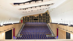 布莱斯表演艺术中心 / Stevens Lawson Architects