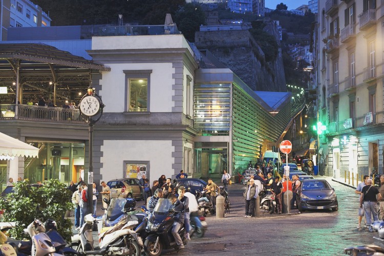 Remodelación de estación Montesanto / Silvio d’Ascia Architecture - Imagen 18 de 32