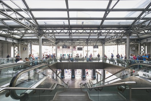 Remodelación de estación Montesanto / Silvio d’Ascia Architecture - Imagen 6 de 32